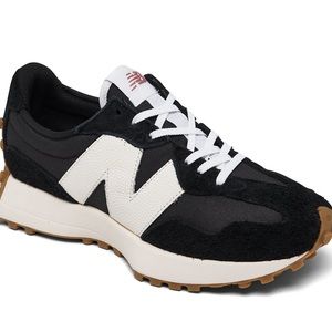 New Balance 327 Women’s Black White (Cream) Gum Tennis Shoes Size 9M - NEW